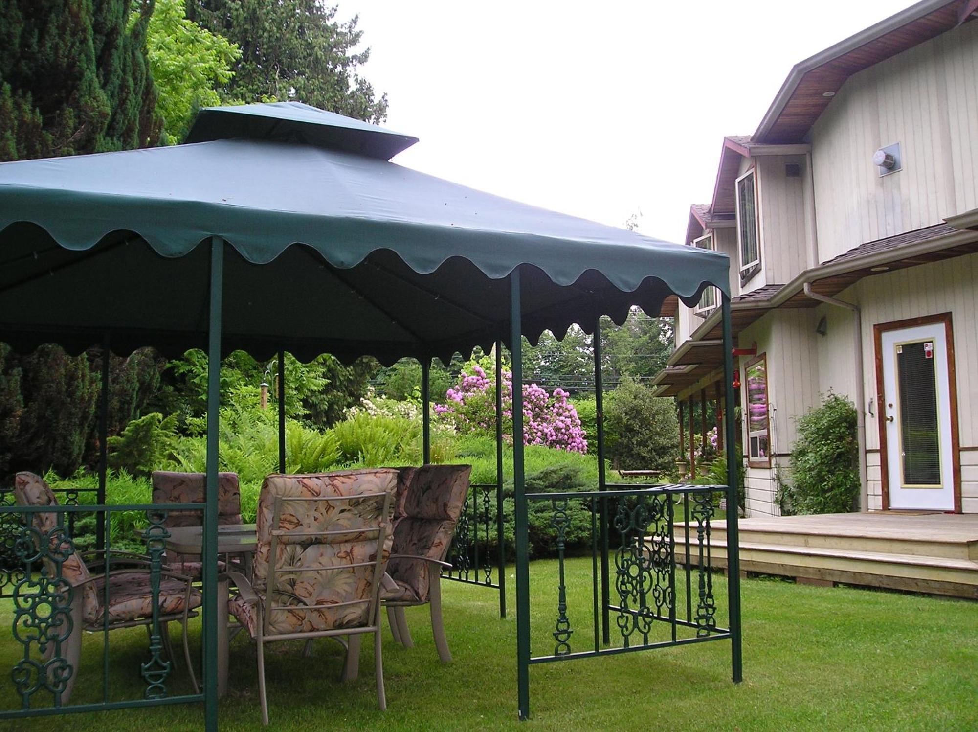 Cedar Wood Lodge Bed & Breakfast Inn Port Alberni Kültér fotó